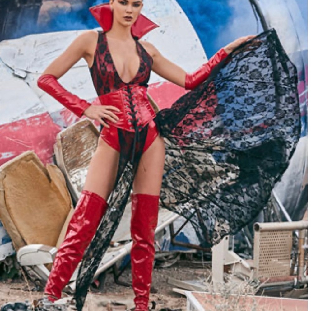 Yandy Sexy Deluxe VAMPY VENGEANCE COSTUME